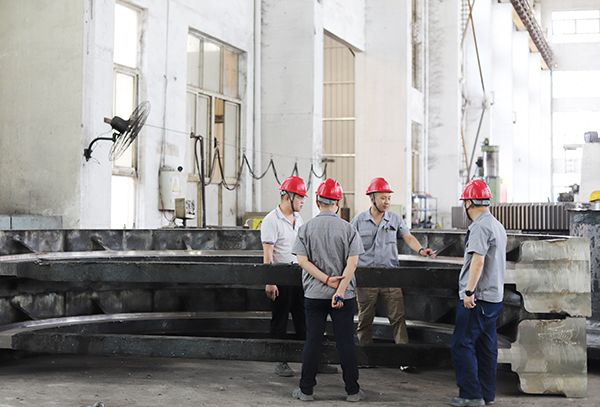大型鑄造加工廠家說(shuō)放下指責(zé)，共同解決大型鑄鋼件質(zhì)量問(wèn)題！