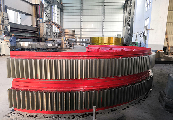 鑄鋼件加工廠家講解大齒輪為什么需要進(jìn)行熱處理？