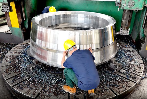 大型鑄鋼件廠家生產(chǎn)的大型鑄鋼件的尺寸能做到多大？