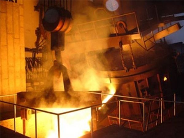 在鑄件澆注時需要哪些事項？大型鑄鋼件廠家來說