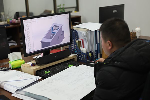 大型鑄造加工廠家用CAE鑄造軟件對(duì)生產(chǎn)大型鑄鋼件有什么幫助？