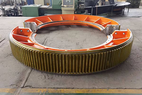 大型鑄鋼廠家生產大齒輪的三大要素是價格、交貨期和質量